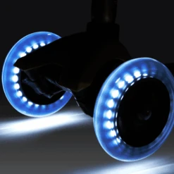 Affenzahn Micro Scooter Maxi Tiger 8 Affenzahn Micro Scooter Maxi Tiger -Kinderspeelgoed affenzahn micro scooter maxi tiger a360733 3