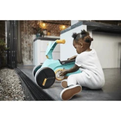 BERG Loopauto GO Twirl Turqoise -Kinderspeelgoed berg loopauto go twirl turqoise a343204 4