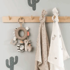 Done By Deer Activity Ring Lalee Sand -Kinderspeelgoed done by deer activity ring lalee sand a373499 2