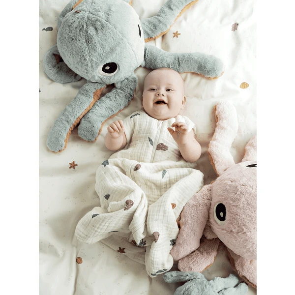 Done By Deer ™ Knuffel Groot Gelei Roze 4 Done By Deer ™ Knuffel Groot Gelei Roze - Afbeelding 4