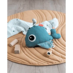 Done By Deer ™ Vloerspeelspiegel Wally Blauw 7 Done By Deer ™ Vloerspeelspiegel Wally Blauw -Kinderspeelgoed done by deer vloerspeelspiegel wally blauw a304312 2