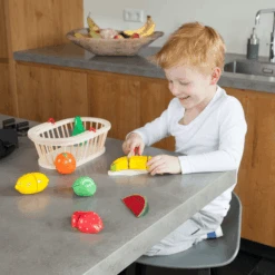 New Classic Toys® EITECH Fruit Snijden, In Houten Mand -Kinderspeelgoed eitech fruit snijden in houten mand a162247 3