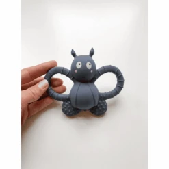 Filibabba Bijtring Felix The Fly Natuurlijk Rubber - Muddly Blue 7 Filibabba Bijtring Felix The Fly Natuurlijk Rubber - Muddly Blue -Kinderspeelgoed filibabba bijtring felix the fly natuurlijk rubber muddly blue a333556 2