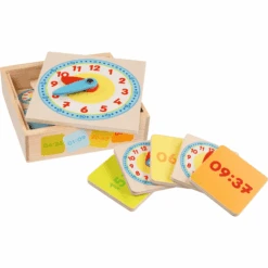 Goki Leren Klok In Houten Doos 6 Goki Leren Klok In Houten Doos -Kinderspeelgoed goki leren klok in houten doos a325282 2