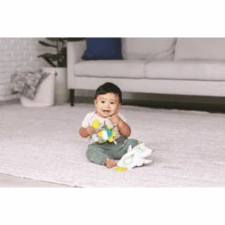 Infantino Glow-in-the-Dark Activity Gift Set Voor Knuffelen En Bijten -Kinderspeelgoed infantino glow in the dark activity gift set voor knuffelen en bijten a360660 1