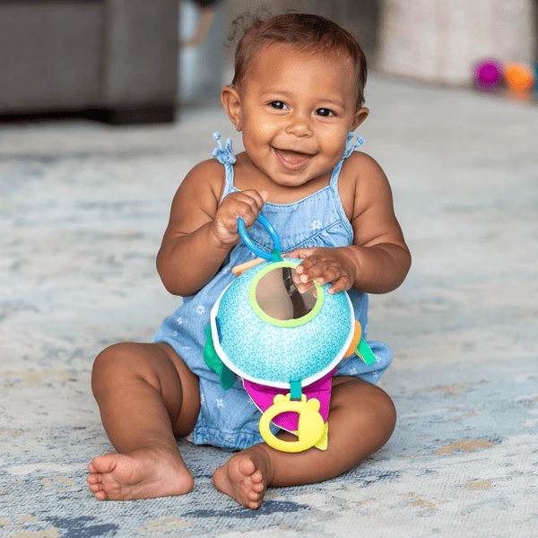 Infantino Leuke Mini Motor Bal 2 Infantino Leuke Mini Motor Bal - Afbeelding 2