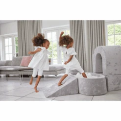 KIDKII Nordic Kogelbad, Zijde, Lichtgrijs -Kinderspeelgoed kidkii nordic kogelbad zijde lichtgrijs a375344 2