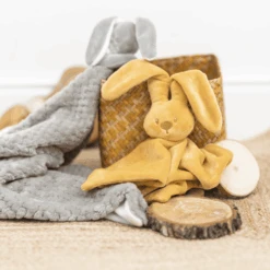 Nattou Lapidou Knuffeldoek Grijs Pinne Apple + Wit 7 Nattou Lapidou Knuffeldoek Grijs Pinne Apple + Wit -Kinderspeelgoed nattou lapidou knuffeldoek grijs pinne apple wit a389967 2