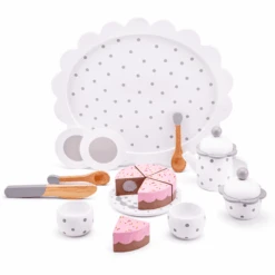 New Classic Toys® New Class Ic Toys Theeset Met Snijtaart Wit 8 New Classic Toys® New Class Ic Toys Theeset Met Snijtaart Wit -Kinderspeelgoed new class ic toys theeset met snijtaart wit a415233 3