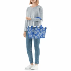 Reisenthel ® Carry Tas Batik Sterk Blauw -Kinderspeelgoed reisenthel carry tas batik sterk blauw a317981 4